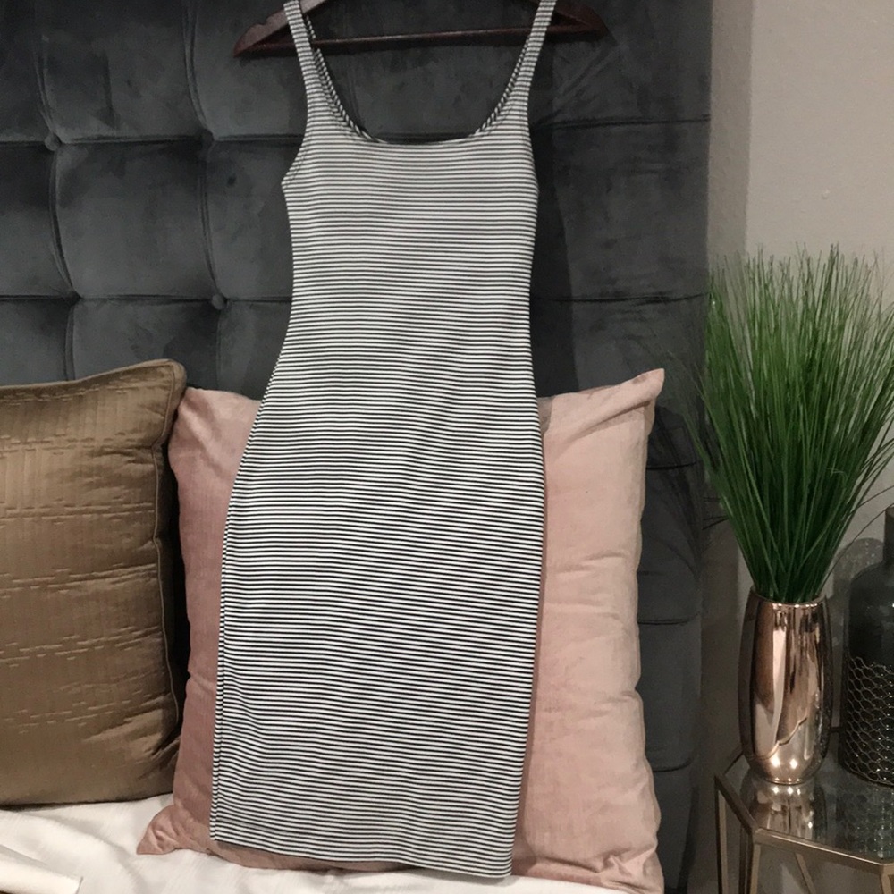 ZARA black white striped short/midi knit dress